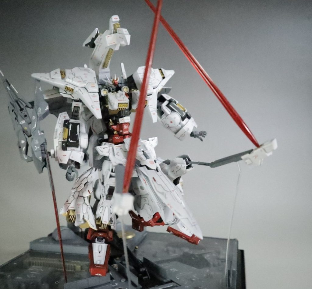 隠し腕はオーヴェロンを参考にしています