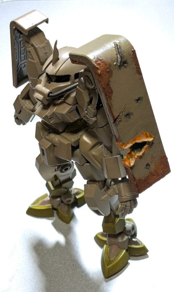 これだとなんだか物足りなく感じ、迷彩に挑戦する事にしました。汚いですけど、まあ満足です。ご覧頂きまして、ありがとうございました。