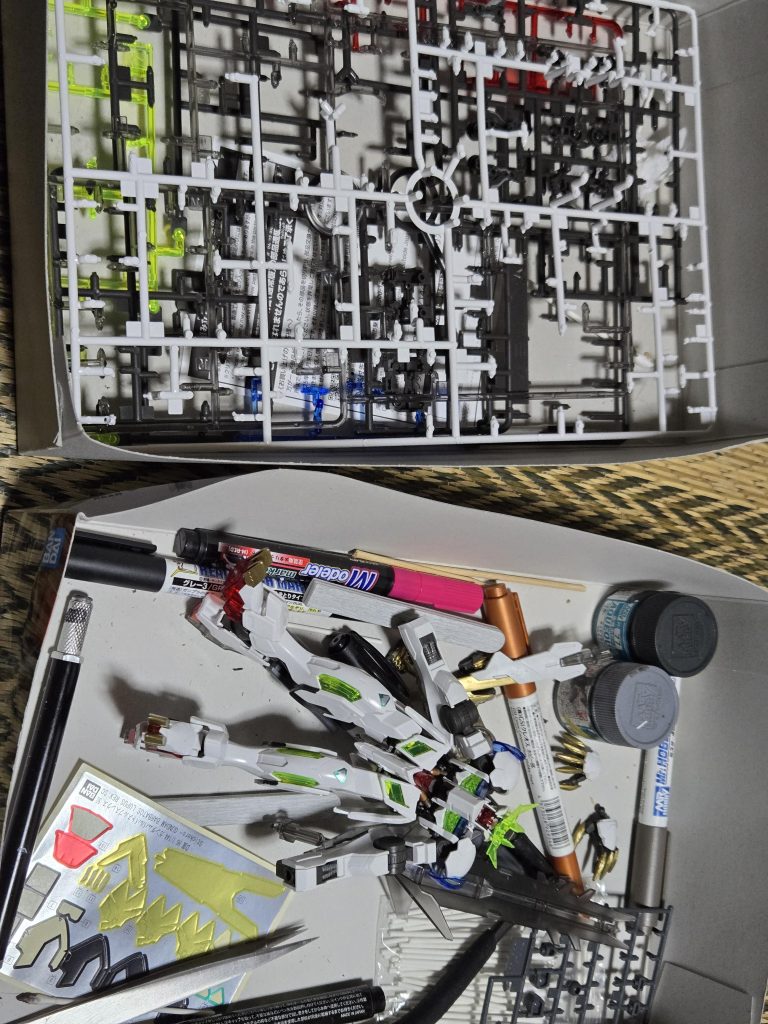 頂き物ガンプラ第２弾、一番くじバルバドスルプスレクス–3枚目/制作者：英吉