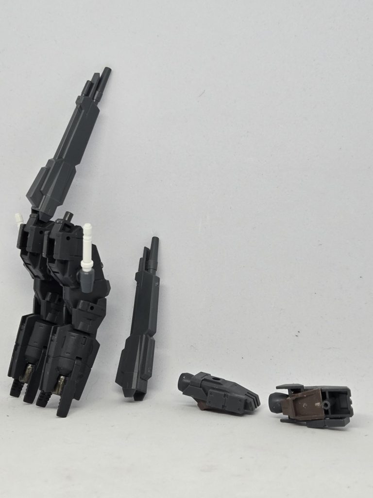 バックパックにオプションパーツセットの武装追加とか30MM使って脚部バーニアとか