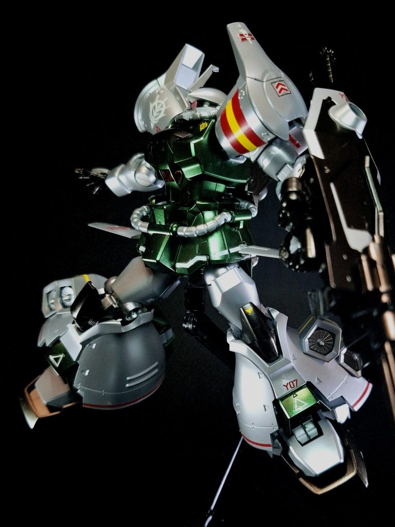 特殊機能 脚部熱核ジェットエンジン脚部に取り付けられた4基の熱核ジェットエンジン。出力アップを目的にエアインテークがより大型化している。