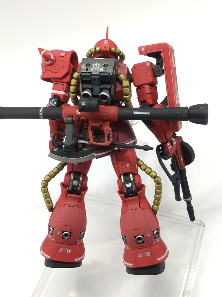 背後武装有り。スラスターの位置が⋯まぁいいのか。カッコイイし。