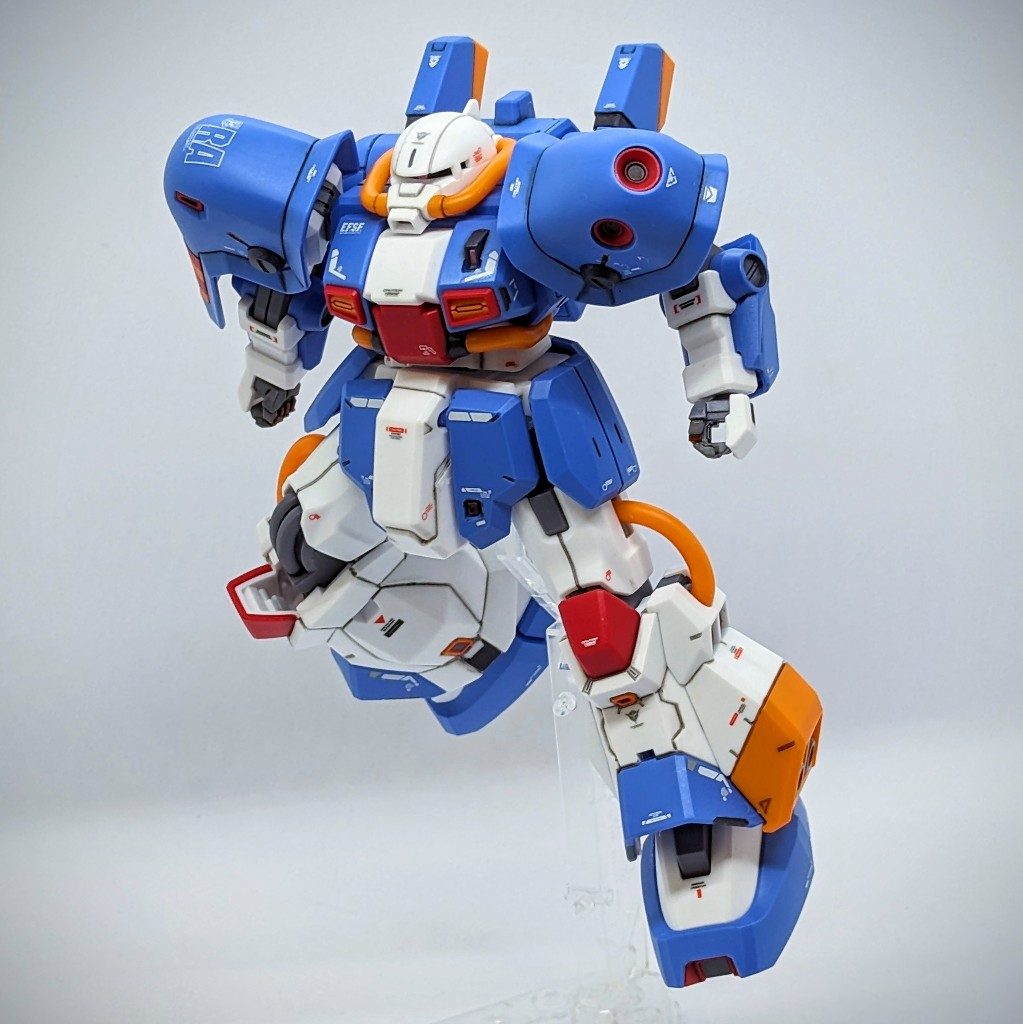 デカールやガンマカのおかげで、程良いリアルさがまた好みの仕上がりになりました!! 最後のポージングはお馴染みの…クェス・パラヤ訓練ポーズ〜(*ノω・*)テヘ