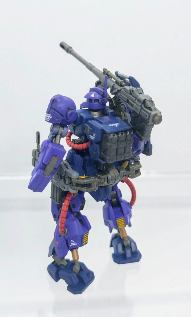 ・背面パーツが細かいので接着必須な部分があったり途中破損したパーツ(左腕)もありましたがなんとか五体満足で完成してよかったです