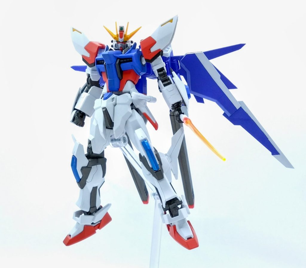 ちなみに本体そのものには特に改修など手は加えてないです。組み上げたまんまでこのスタイリッシュさ、元のデザインの良さがかなり出てます。