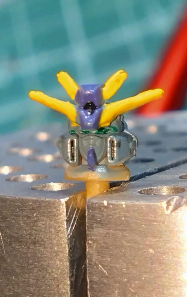 頭なんとか塗分け頭部本当米粒クラスだから手がプルプルW