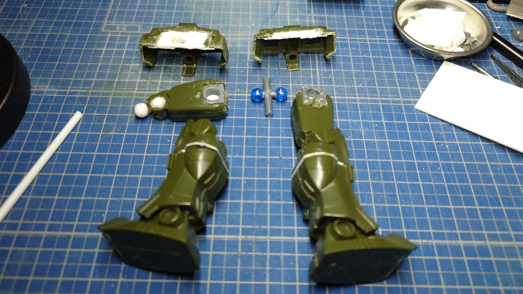 股関節工作過程①。