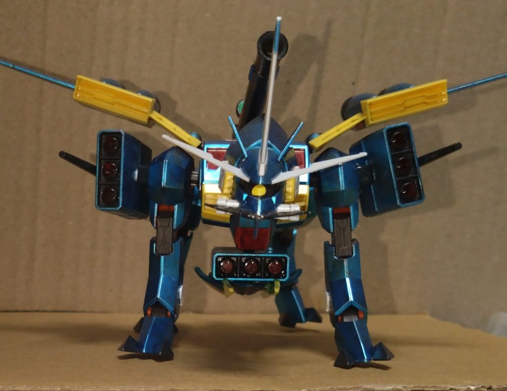 さて、ここでアグゥの各形態を披露。まずは通常時。ここはホバーではなく、徒歩での移動となります。