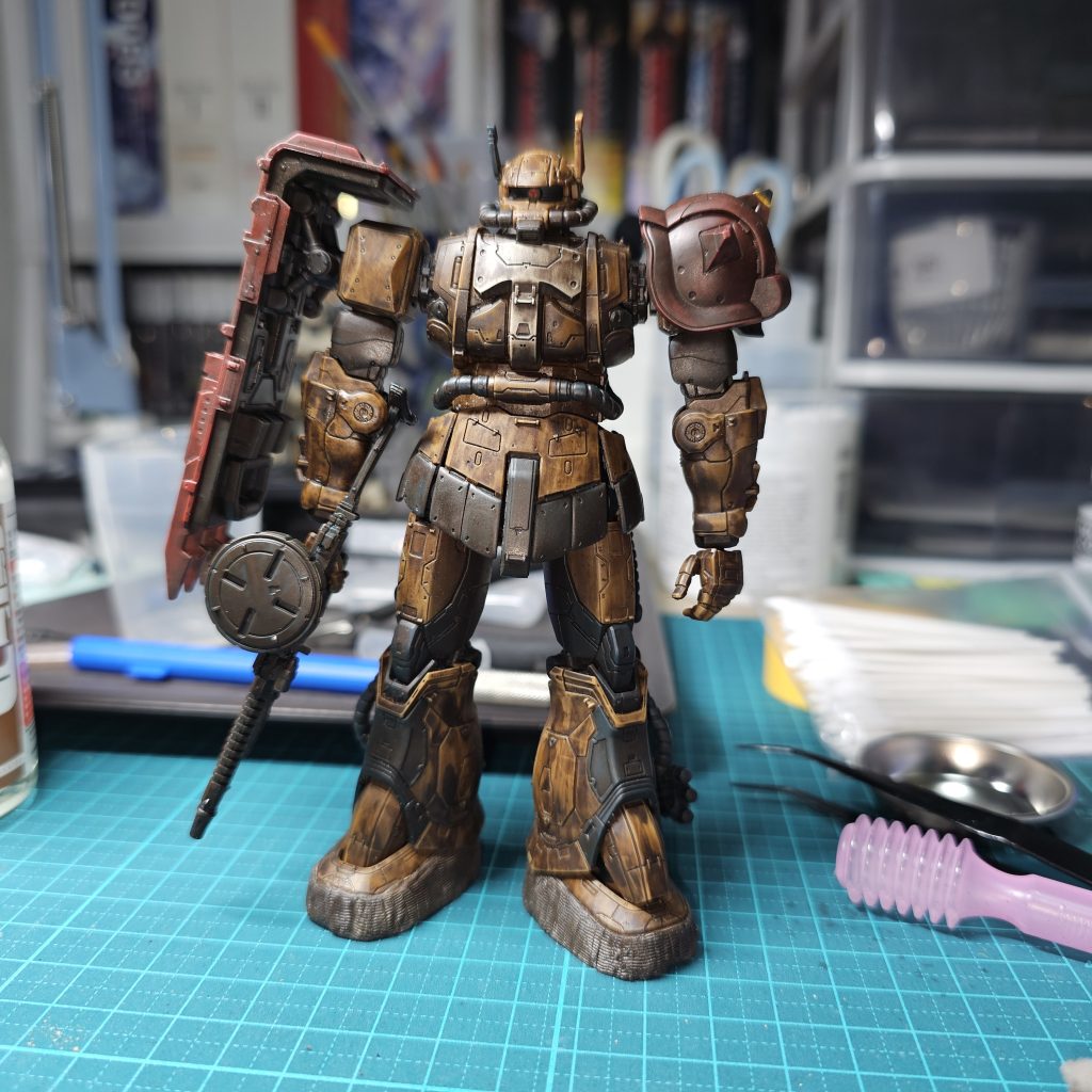 ウェザリング後ライトで照らさないと黒くて汚い…