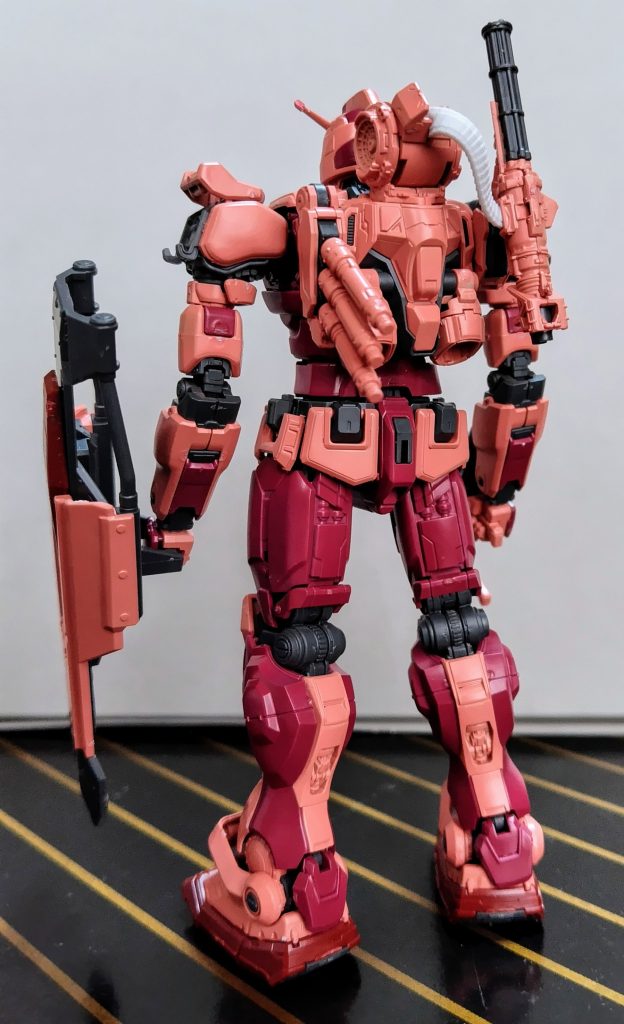 赤いガンダム（？）–3枚目/制作者：AKI