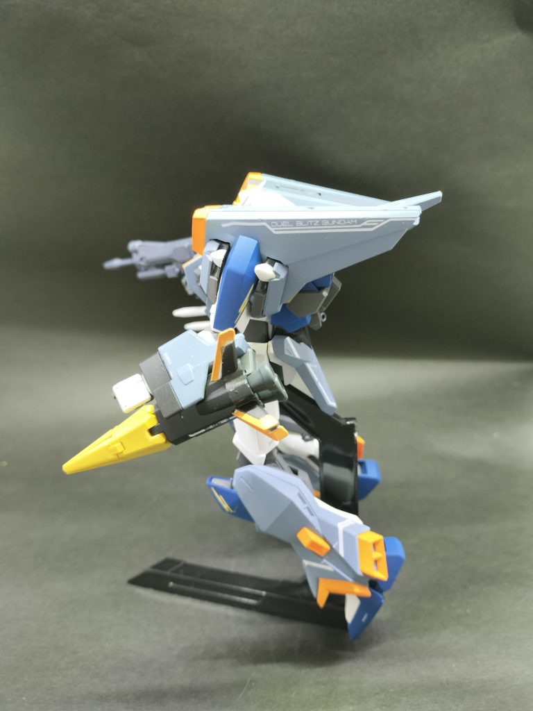 黄色がイマイチ納得できず塗装って難しいですね。