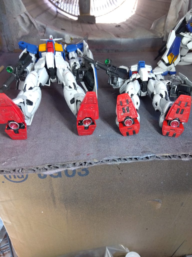 一応足裏も塗り分けてあります。