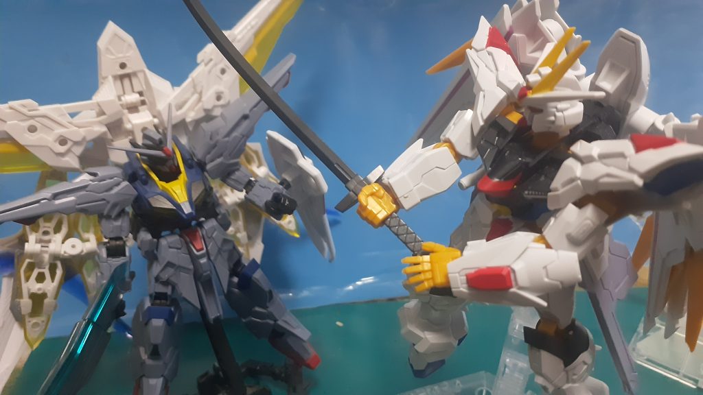 プラックナイトはないんてプロビデンスに以前、作製したプラウドディフェンダーもどきと大剣を装備したものとサクシードを代わりに使用して撮影しました