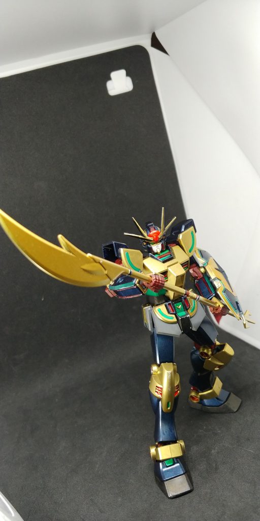 ビームライフル、ビームナギナタはゴールドに