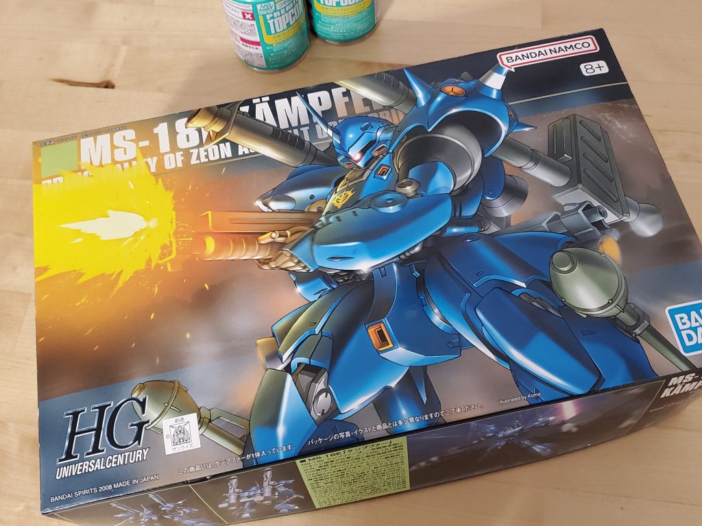 コイツ…『MS-18E ケンプファー』これ完成させたらしばらくガンプラからは離れようと思います。この歳になってから尚、童心を思い出させていただいてかなり楽しませてもらいました。このケンプファーですが、ジェネレーター出力の低下を防ぐため、ビーム兵器を装備せず実弾兵器のみ装備。強襲用の為、分解後現地に持ち込み、組み立て出来る簡易さ、ヒットアンドアウェイ戦法のため機体前方の装甲のみを強化という設定含め、自分史上一番好きなMSがこのケンプファー。これくらい尖ってるコンセプトのMS好きやわぁwwまぁ何よりもマルっとしてる中に感じる尖ったデザインが最大の好きな要因なんやろうな。ようやく入手できて一安心。とりあえずXI-Gで満足感は得られたので、最後になるであろう作品であるケンプファーはどれぐらい温めるかわかりません。正直作りたい気持ちはめちゃありますが、ショットガン、バズーカ等の各兵器の合わせ目消しにほとんどの時間を費やすのではないだろうかと思っておりますが。個人的に少し時間が出来た頃にまた会いましょう。