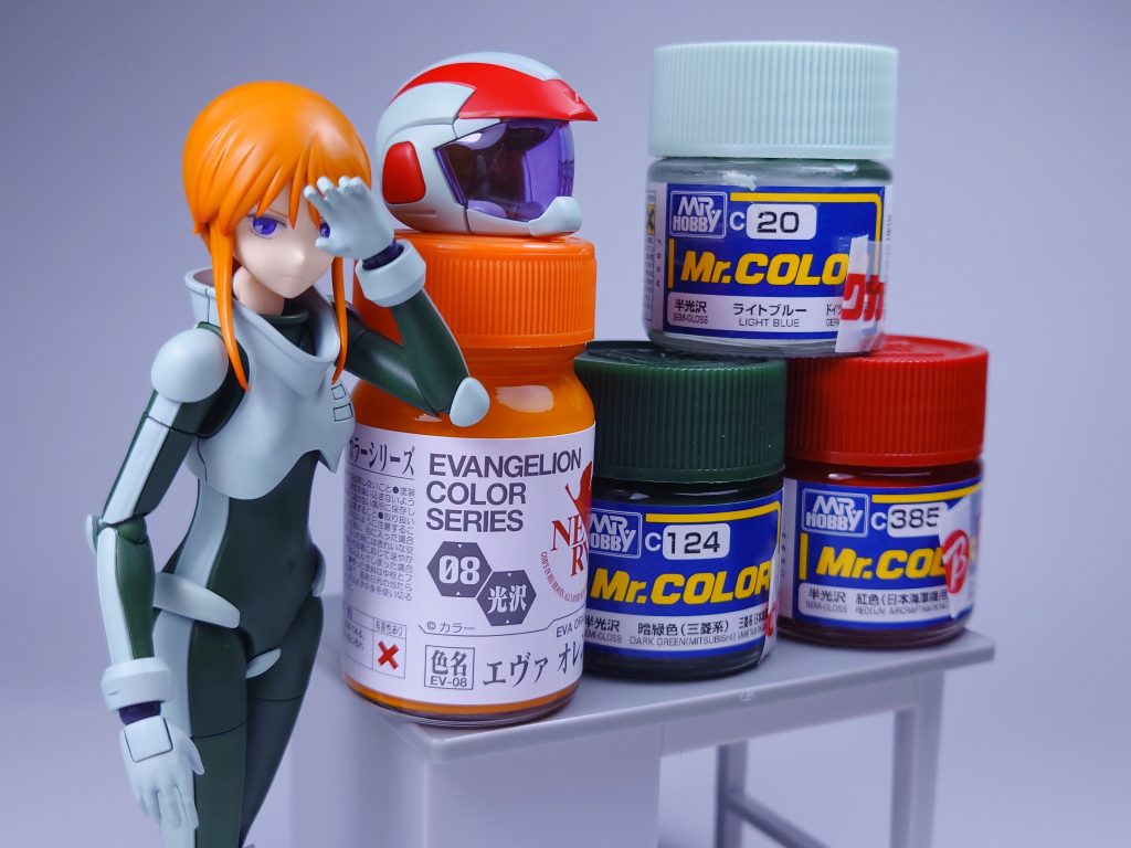 使った塗料はこれらバイザーはガイアのクリアパープルを塗っています。