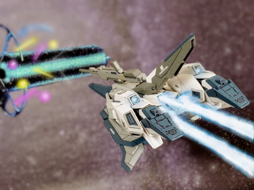 ティターンズの前方部隊の突破に成功したアーガマは、まだ戦闘が続く13バンチに針路をとる❗たがジャック大尉らがいつまでティターンズの猛攻を凌げるか判らない🤔💦クワトロ大尉はウェイブライダー形態に変形❕アーガマの守備はアポリー中尉とエマ中尉に任せ、巡航形態で一足先に13バンチコロニーへと向かうのであった…💫以上、私の妄想イメージによるプロトZガンダム最終試作機『Zガンダム0号機』の活躍ぶりでした😆🎶