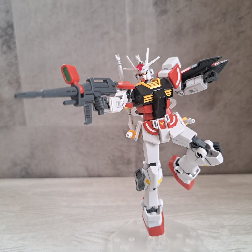 とあるキャラの射撃ポーズ。