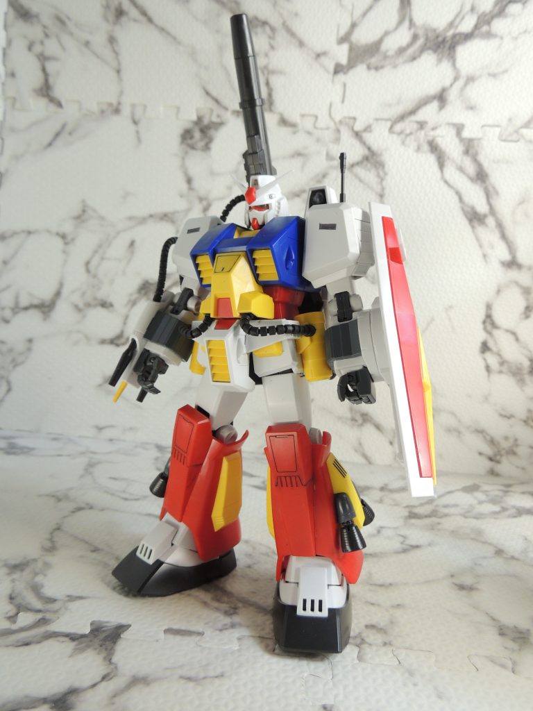 昔、学生時代に1/144の旧キットを作ってて、筆で色塗って苦労したなって思い出しながら作りました