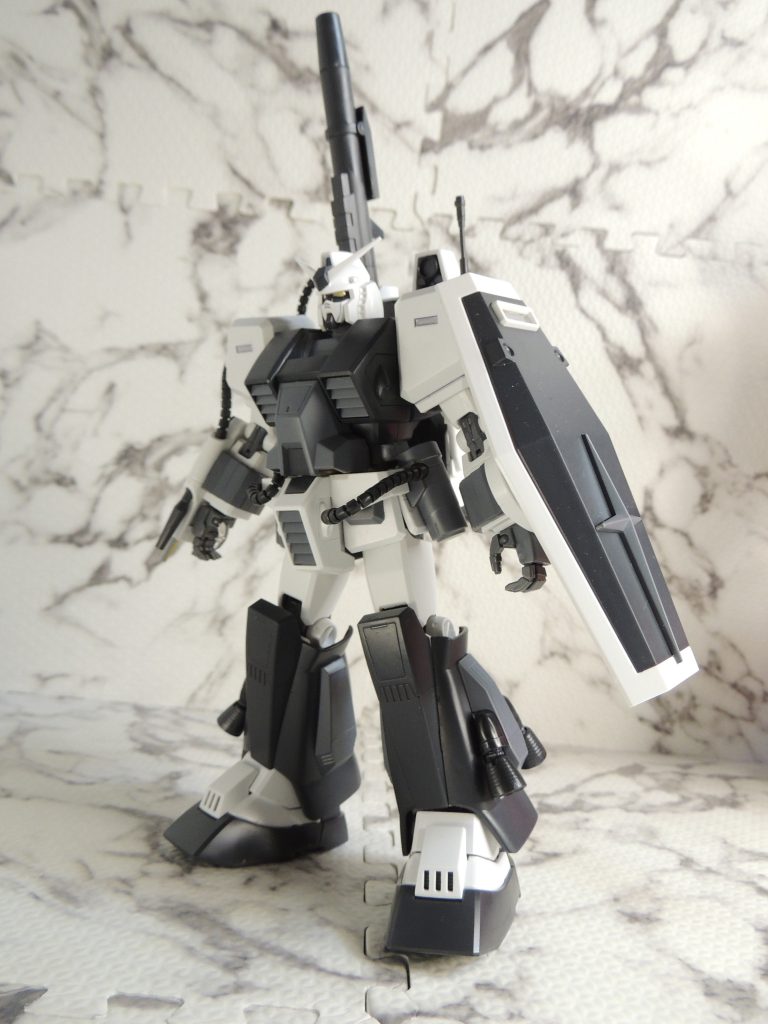 この頃はやたらG3にハマった時期で、ノーマルカラーに飽き足らずもう一体買ってしまって、色の試行錯誤しながら作りました