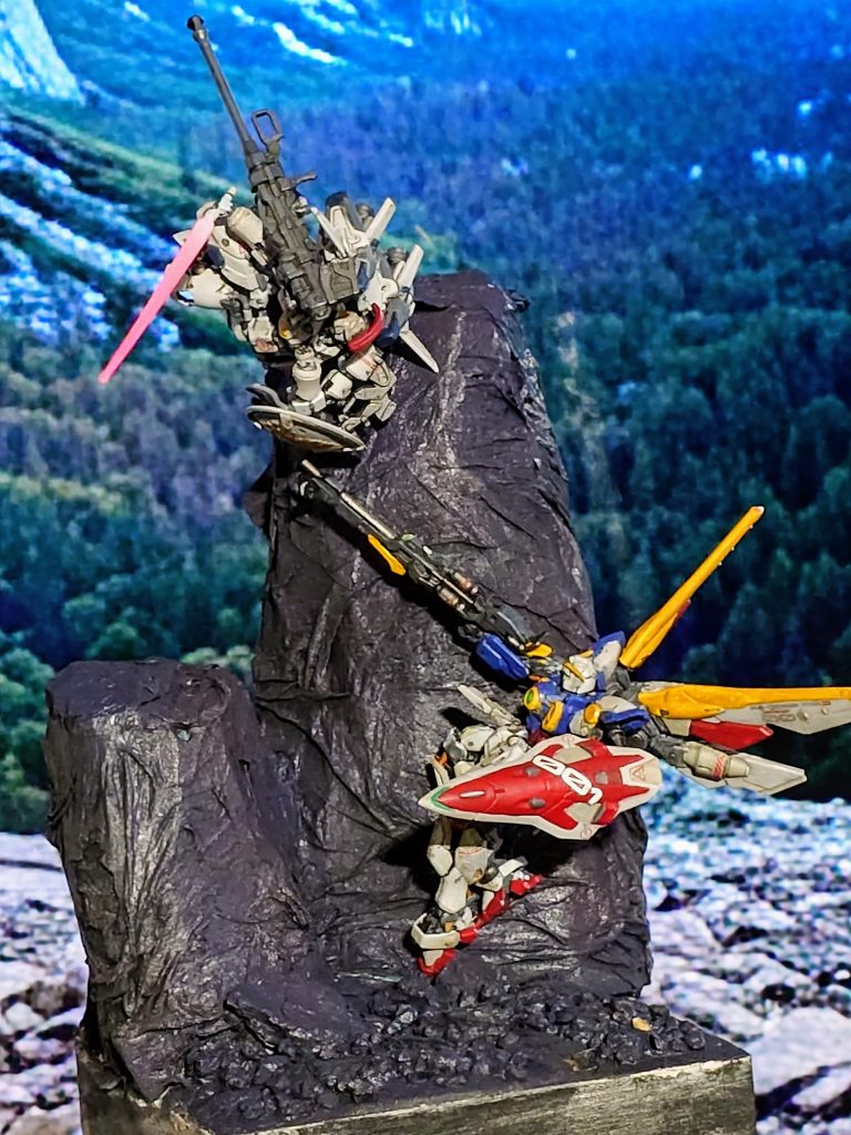 以上、最後までご覧くださりありがとうございます。ガンダムアーティファクト第5弾発売前までには完成させたかったので何とか形になり満足です。今年も、ガンプラのみならずロボットプラモをバリバリ作成していきたいと思いますので、その際はよろしくお願いいたします。