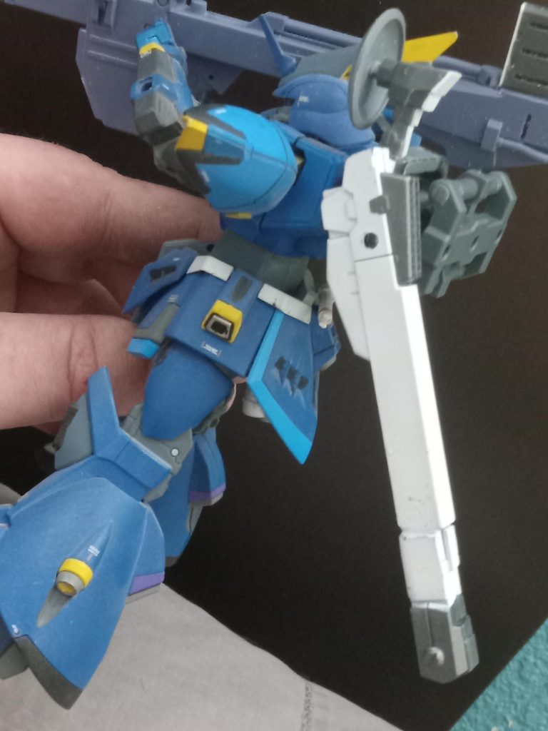 メインビームキャノンはHGUCドムから取りました。タンクとレドームはコトブキヤ製です。