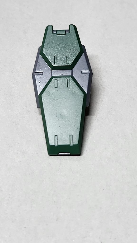 グレイズシールドも塗装したけどやっぱり色が違う。