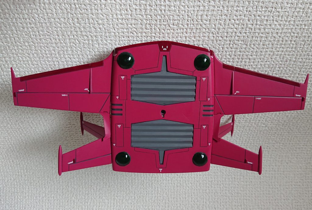 裏側の4つの丸いものって何だろう？センサーやカメラ的なものと捉えて、禍々しく塗ってみたよ😅ﾄﾞｳﾅﾝﾀﾞﾛｳ