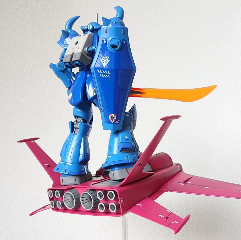 これぞ正に、ジオン驚異のメカニズムですねぇ😊グフパイロットのバランス感覚なのか、ドダイパイロットの操縦テクニックか分かりませんが、「ほう、思いっきりのいい開発者だな」とラルさんも言うでしょう🤔ぐだぐだ書きましたが、これがやりたかった。一方で、ドダイYSを持っているのにグフを持たないモデラーっているのかしら？と想像してしまいますねぇ😊