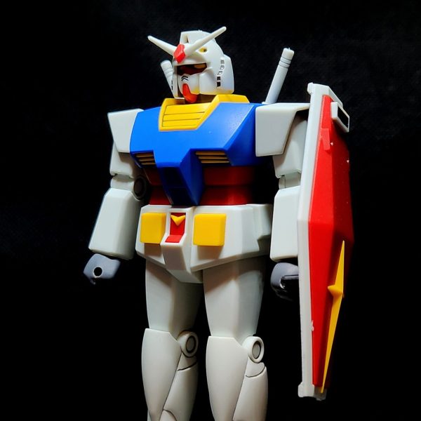 EG RX-78-2 ガンダム [クリアレッド] レビュー : おもちゃの巣