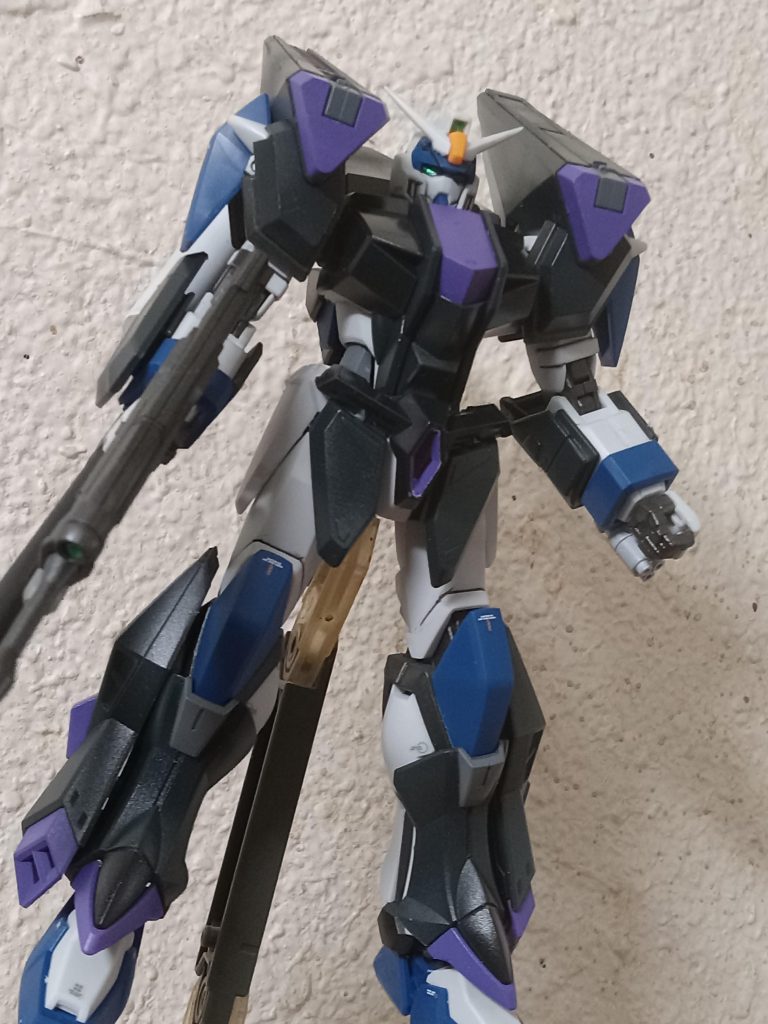 本体は塗装せず、代わりにアサルトシュラウドアーマーのみを塗装することにしました