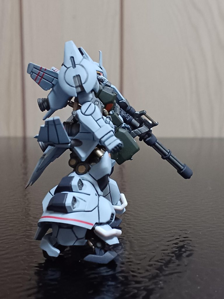 右サイドから(gundam-kao6)