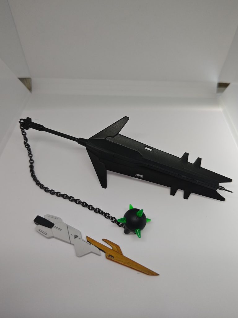 超大型メイスに金属チェーンとハンマー(確かアストレアのやつだった気が………)を!大型鈍器最高です❤テイルブレード先端を尖らせ、分割して延長。