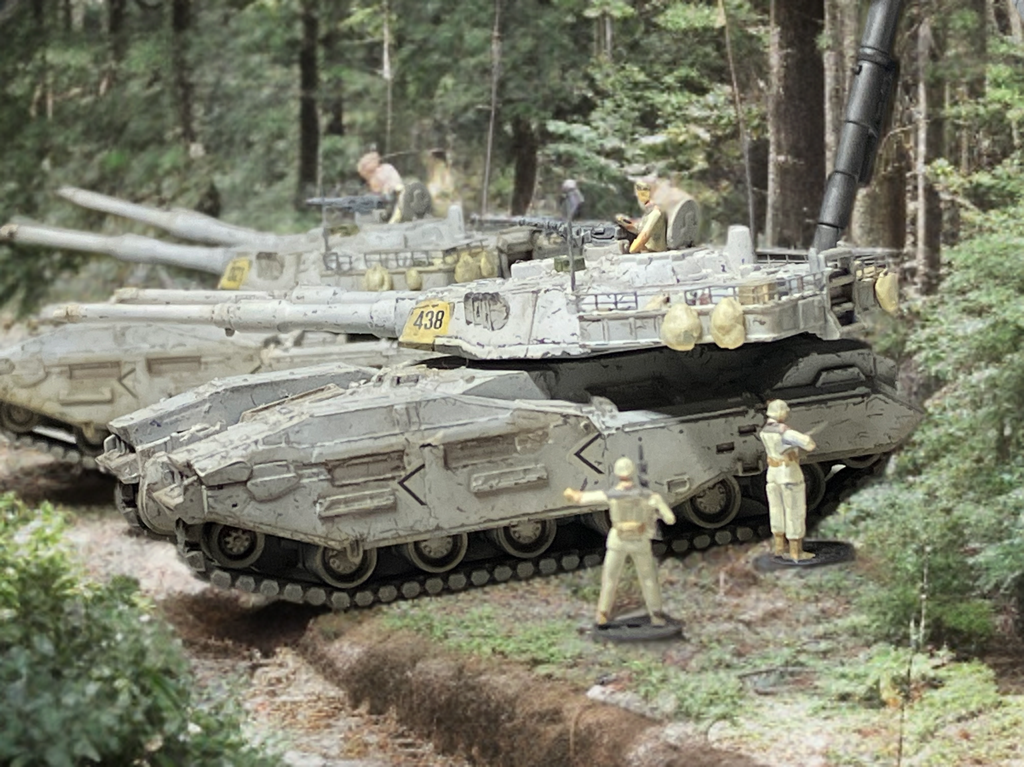 グランドワークは特に楽しいです。塹壕、丘陵、新芽の若草。足して引いて、2週間逡巡が続きます、、、、 とかもないです。背景差し替え2秒です。