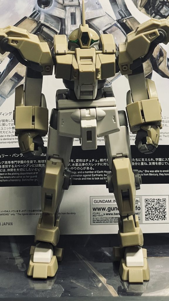 ここからはイジる前&イジり途中でこう見返すと脚のスネあたりがもうちょいゴテっとしてるのが好みです♪(そんな個人的なこと皆知らんがな)