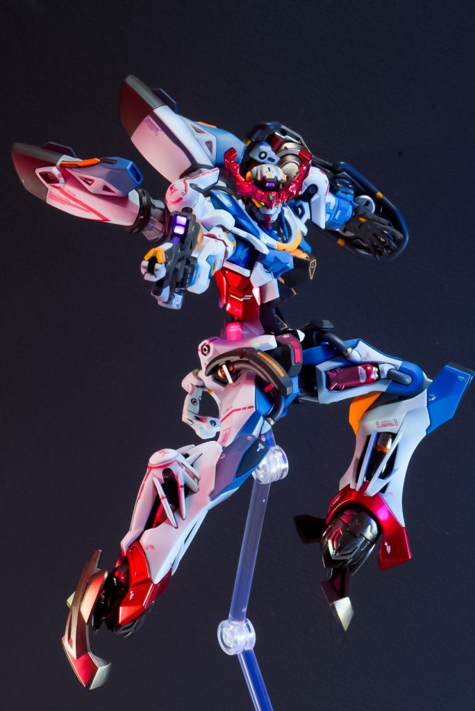 赤のライン以外は全てデカール、もしくは手書きしました😅