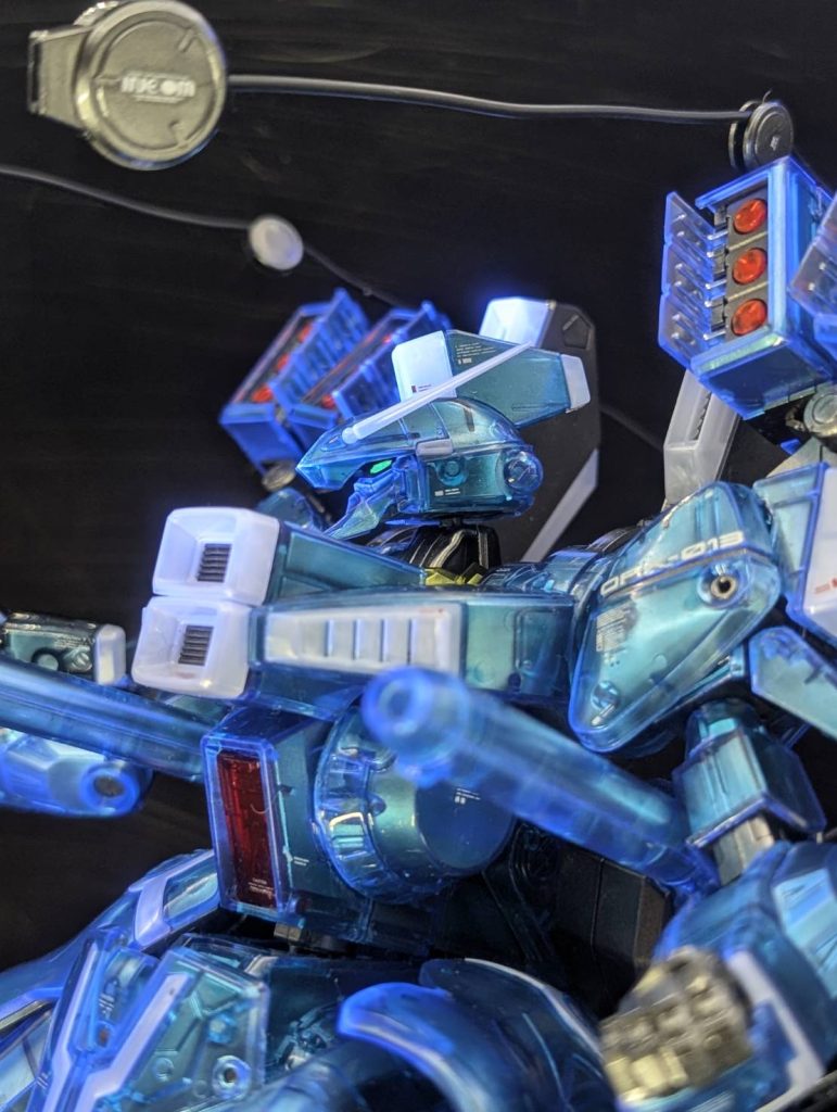 ガンベ限定　MG 1/100 ガンダム Mk-V  クリアカラー メカニカルコアメッキ仕上げ–9枚目/制作者：しうまい