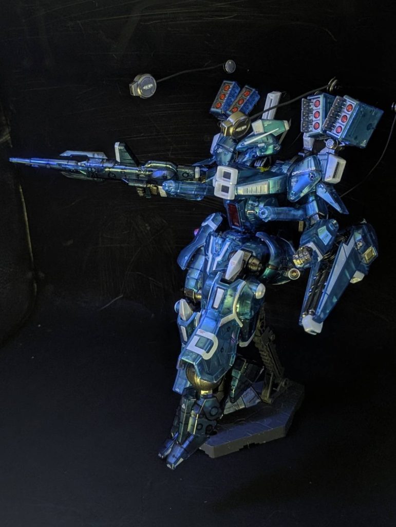 ガンベ限定　MG 1/100 ガンダム Mk-V  クリアカラー メカニカルコアメッキ仕上げ–8枚目/制作者：しうまい