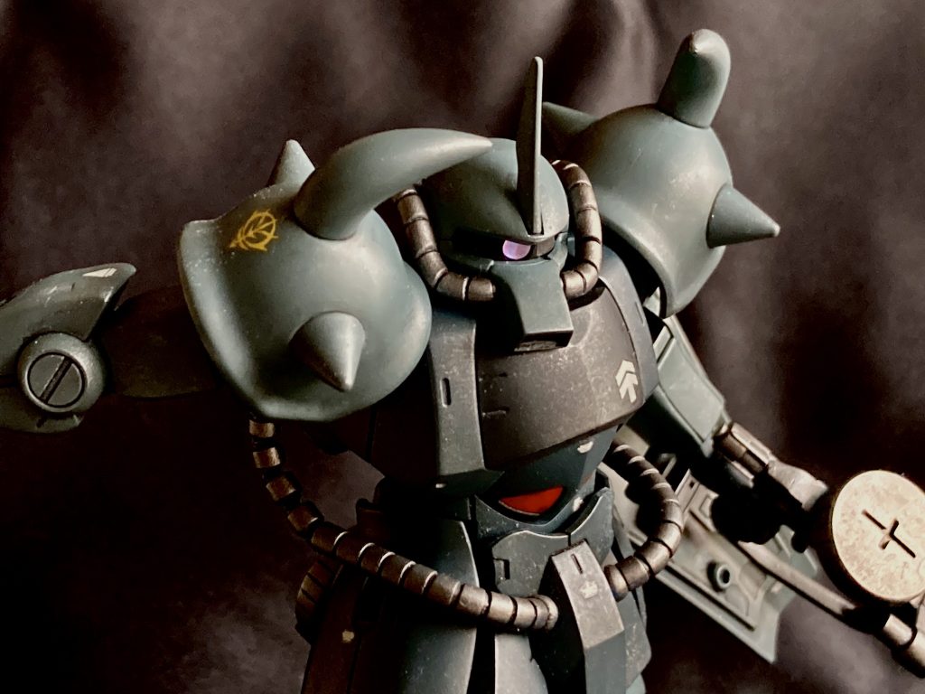 モノアイはネイルパーツを仕込んでいます