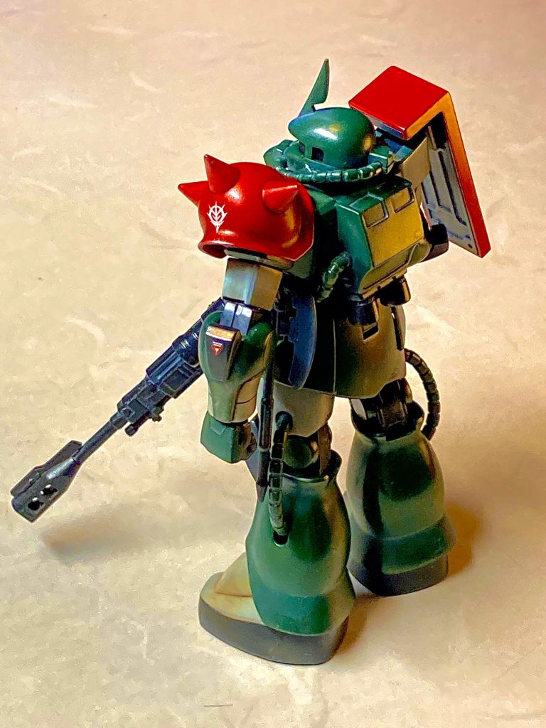 カラーリング、マーキングは真珠湾攻撃時の淵田隊長搭乗の97艦攻をモチーフにしています武装はオリジン シャアザクから流用した対艦ライフル(短銃身化)