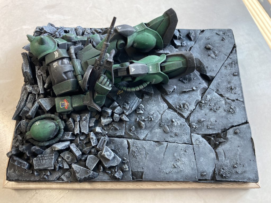 前々からやってみたかった黒立ち上げ&スポンジポンポン塗装を試してみました