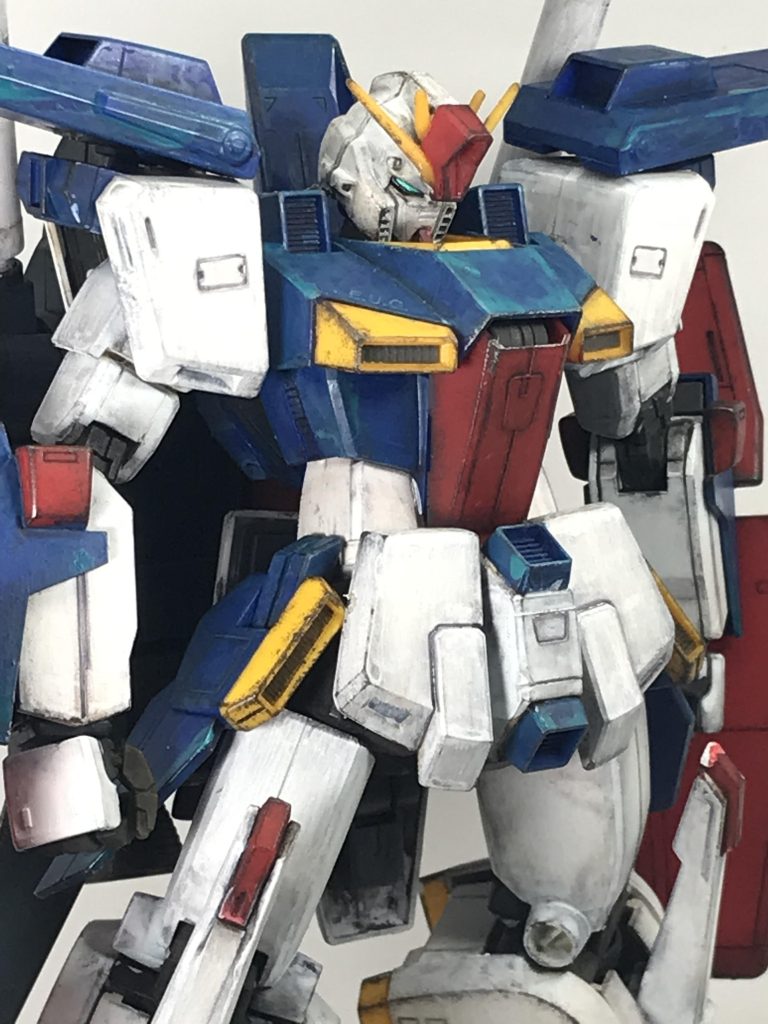 YouTubeで私が好きな「今日の模型チャンネル」さんや、最近知った「ペーパーナイフのプラモチャンネル」さんがアクリルガッシュでガンプラを塗装しているのを拝見したので…私もウェザリングで参考にさせてもらおうと思いはじめてプラモにアクリルガッシュを使用してみました普通、アクリルガッシュ塗装の場合それほど水で薄めず使用するのですが…私の場合あくまでウェザリングなので、ウェザリングカラー並みに水で薄めてシャバシャバにして使用してます😅これは…ただただ汚い私の汚プラ作品が…ワンランク上の汚プラ作品にレベルアップできる手法になるかもしれない予感…😳そうそう…最近、アンチバンダイ星人になりつつある私が…ビルダー○ノートというバンダイが運営してるガンプラ投稿サイトのデジラマメーカーというのがちょっと気になってたりします😅ちらっと覗いてみましたが…ビルダーズ○ートって…もしかして閲覧数が表示されない？🤔