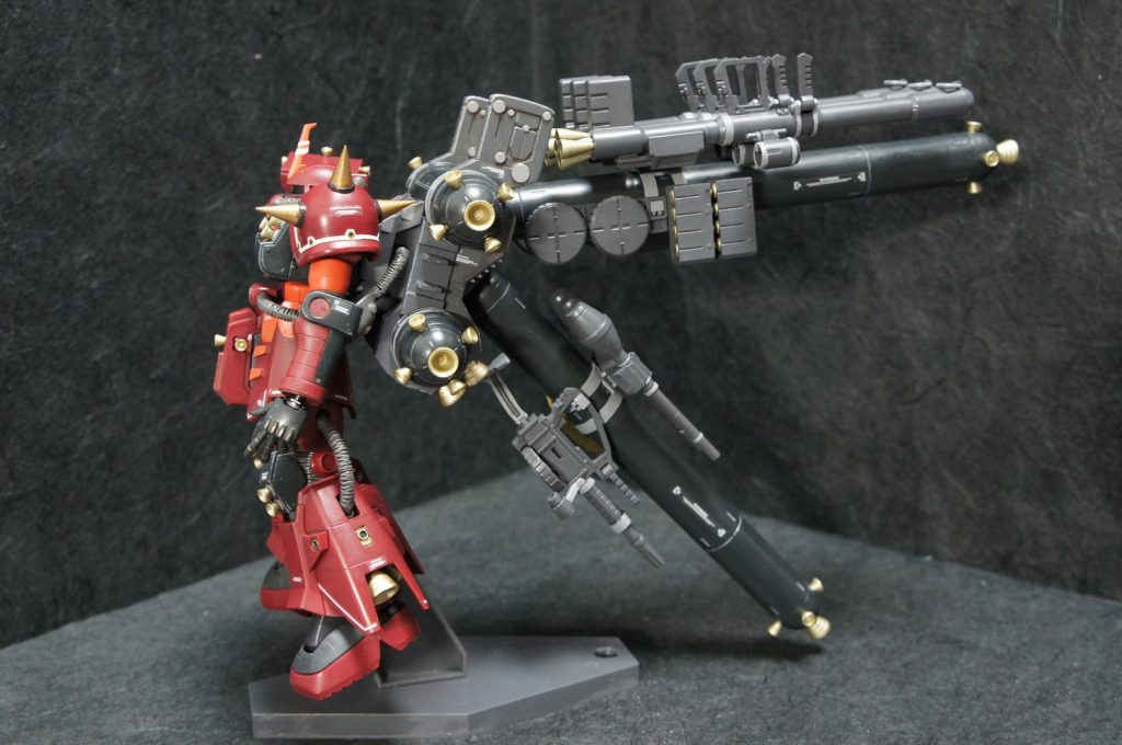 どうしたって自立不可能だしスタンド立てても上半身そっちゃうし。重力下ではポーズとれませんね。