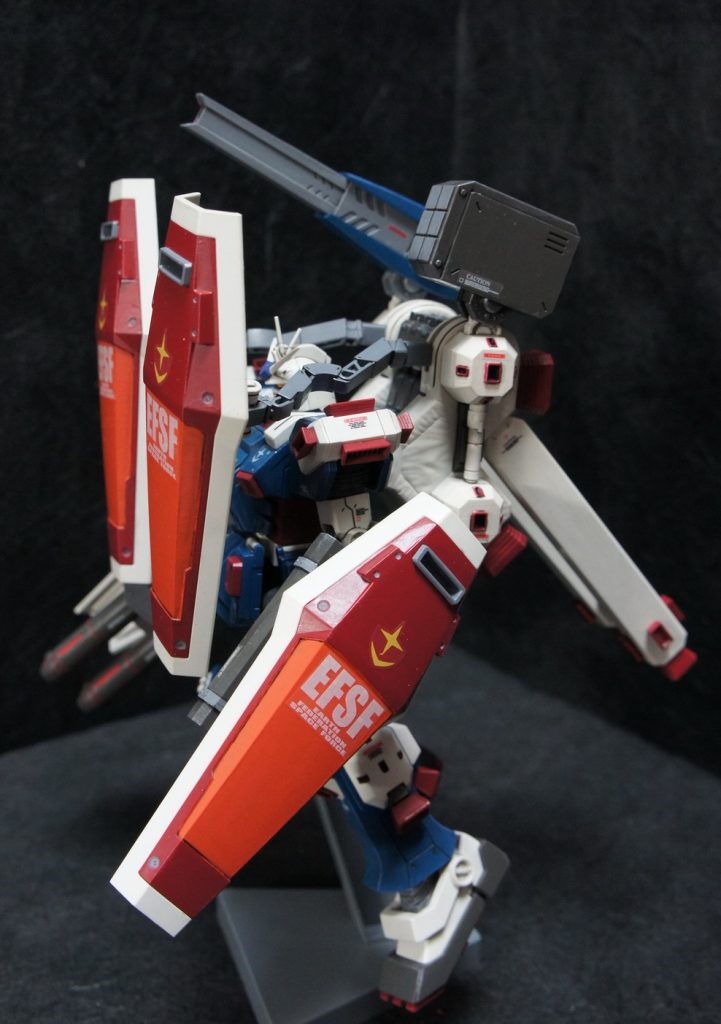 まだ傷だらけになる前なのでよごしも無しの新品状態です。