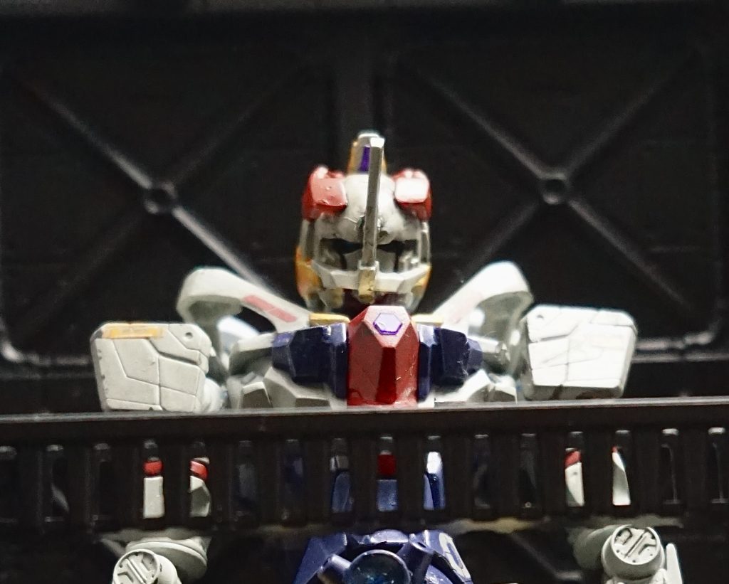 本機はジオンに鹵獲された02ガンダムの後継機として建造されていた03(マルサン)ガンダムを反ジオン抵抗組織が秘密裏に奪取しジークアクスのデーターを元に再構築改修された機体である。