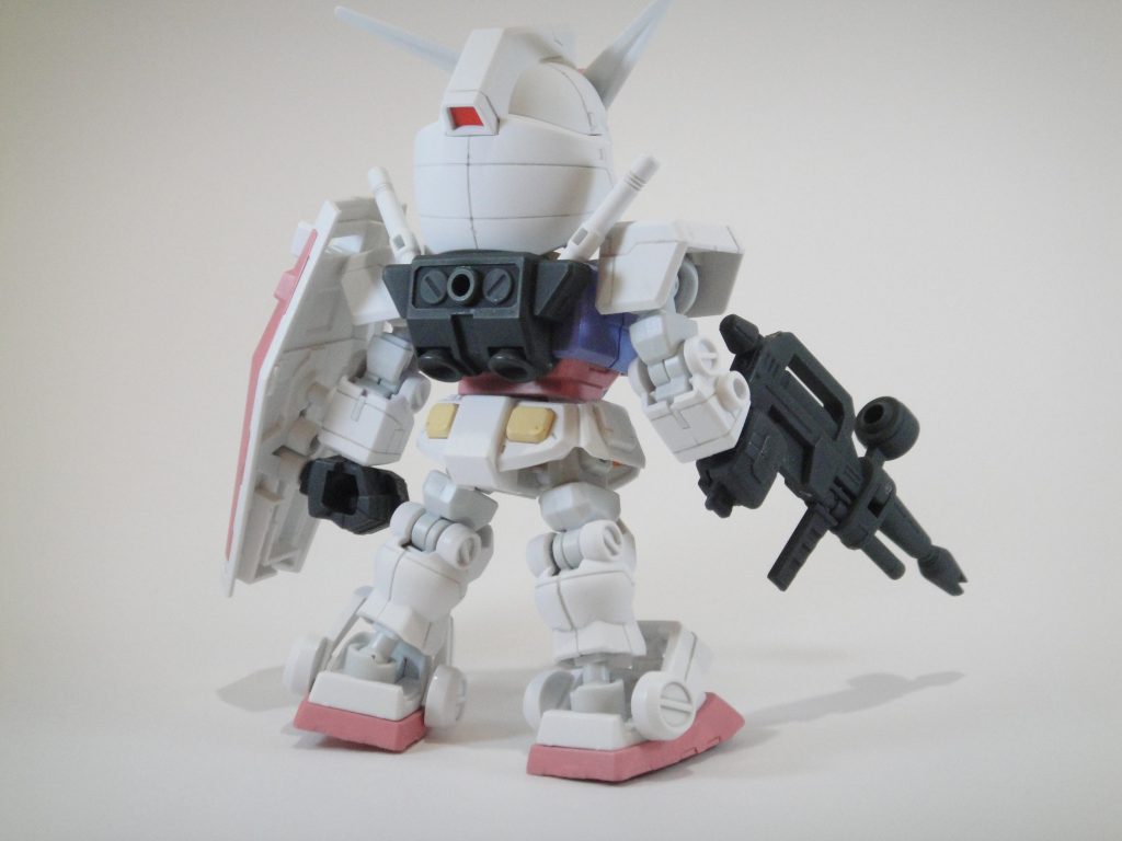 マスオ氏風と言いながら色だけで、ランナーを使ったディテールアップなどは行なっていません。私にそんなセンスはない・・・