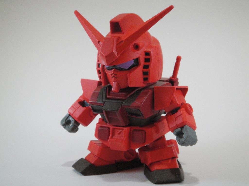 気を取り直して、BB戦士329 RX-78-2 ガンダム を赤く塗ってみました。