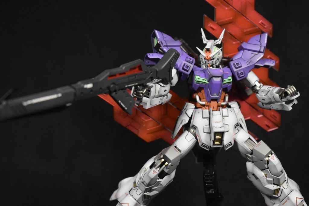 ロングビームライフルをせっかく塗ったのでサザビーを作って持たせたいです。(いつになることやら)