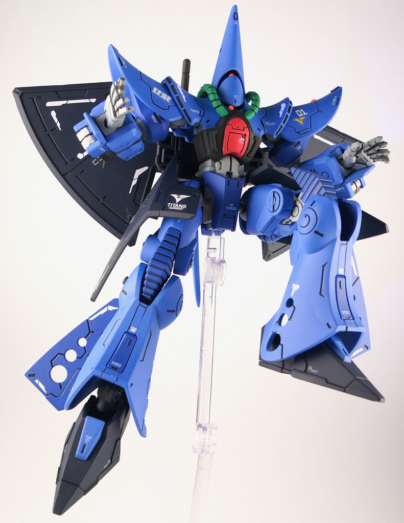 オッサンホイホイの、旧キット箱絵のポーズ😭最後の方に比較画像も載せています。