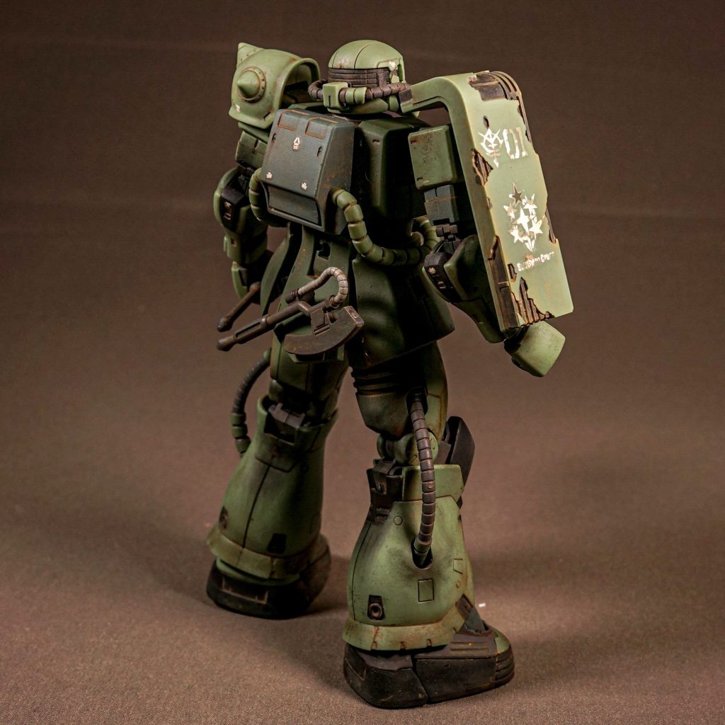 MS-06Fドアン専用ザク–3枚目/制作者：しるばにあ